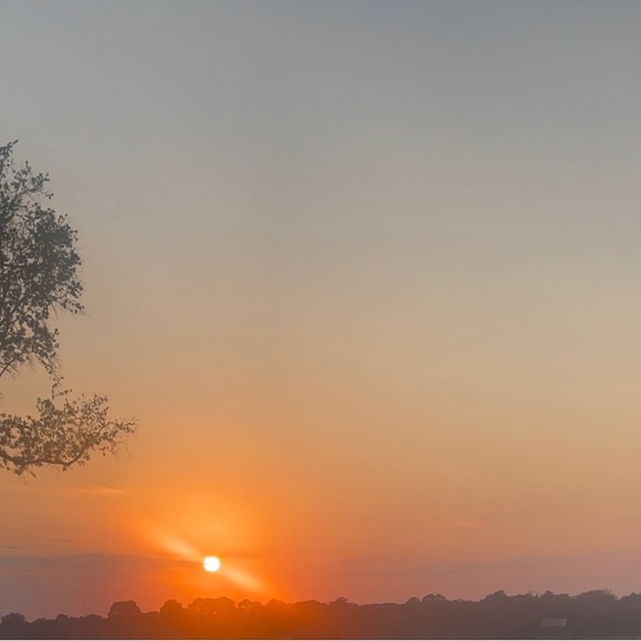 Meet your Posher, Saint La Rué - Picture 1 of 1